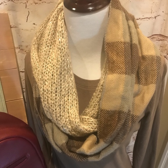 Infinity Scarf - Picture 2 of 2